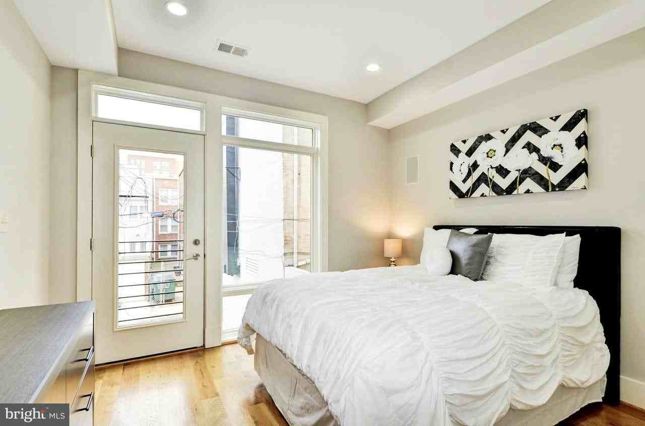 1505 9th St Nw #A - Photo 3 of 5