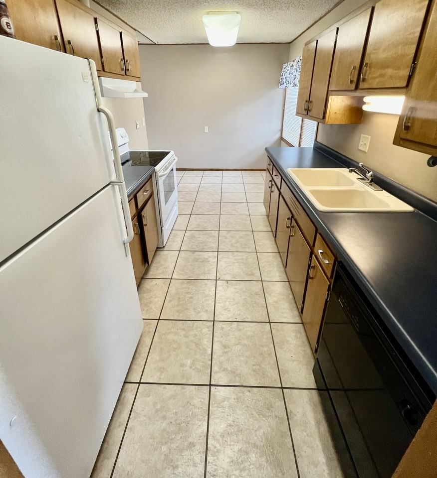 3727 Nw 50th St #3727 - Photo 6 of 13