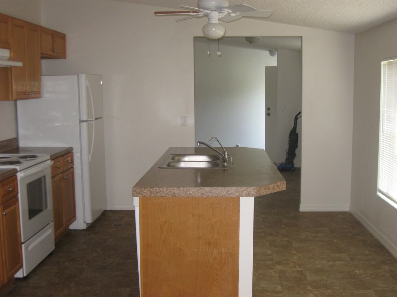 18423 Hewlett Rd #NA - Photo 2 of 10