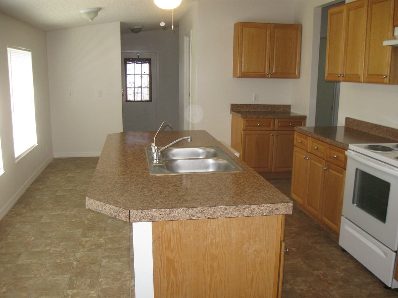 18423 Hewlett Rd #NA - Photo 3 of 10