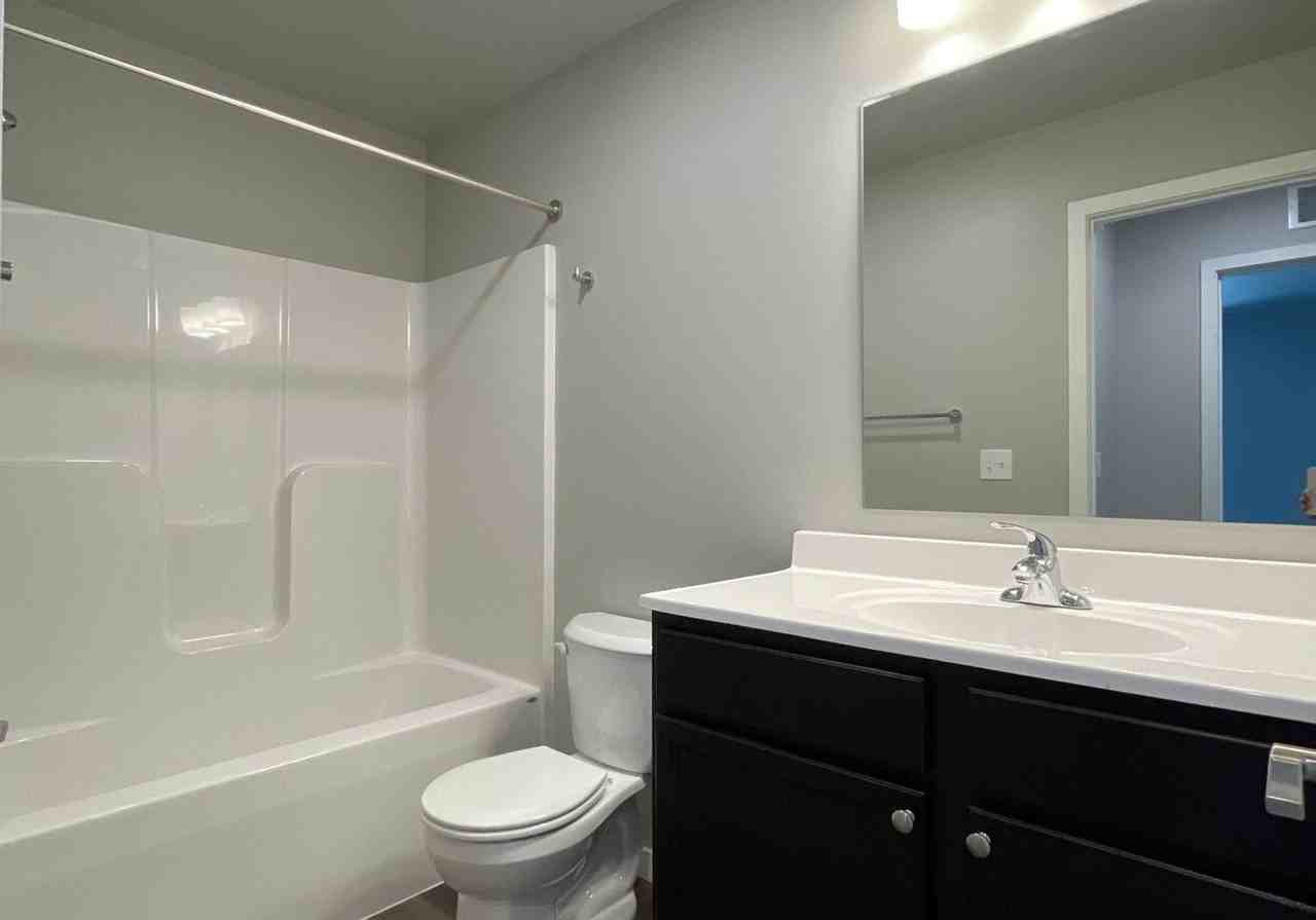 Buffalo Ridge Townhomes - Photo 4 of 9