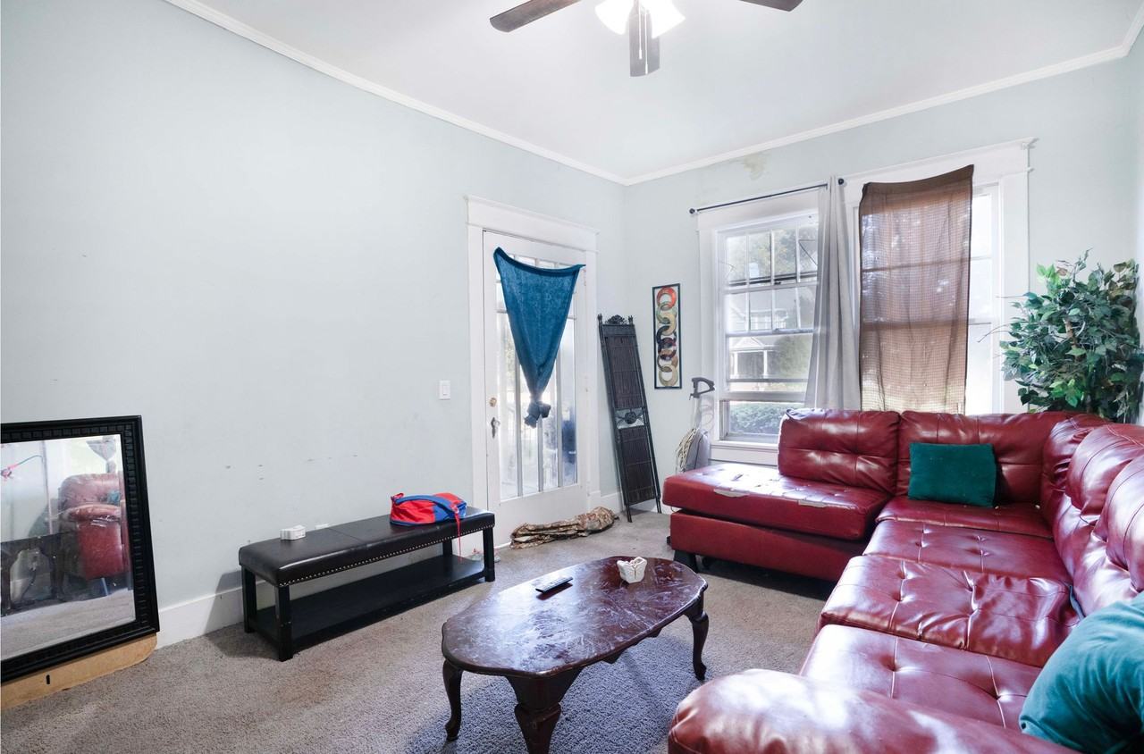 2008 S Main St #4 - Photo 5 of 50