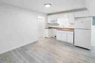 8-10 Allen St - Photo 1 of 1