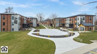 The Riv on the Greenway Building N - Photo 1 of 1