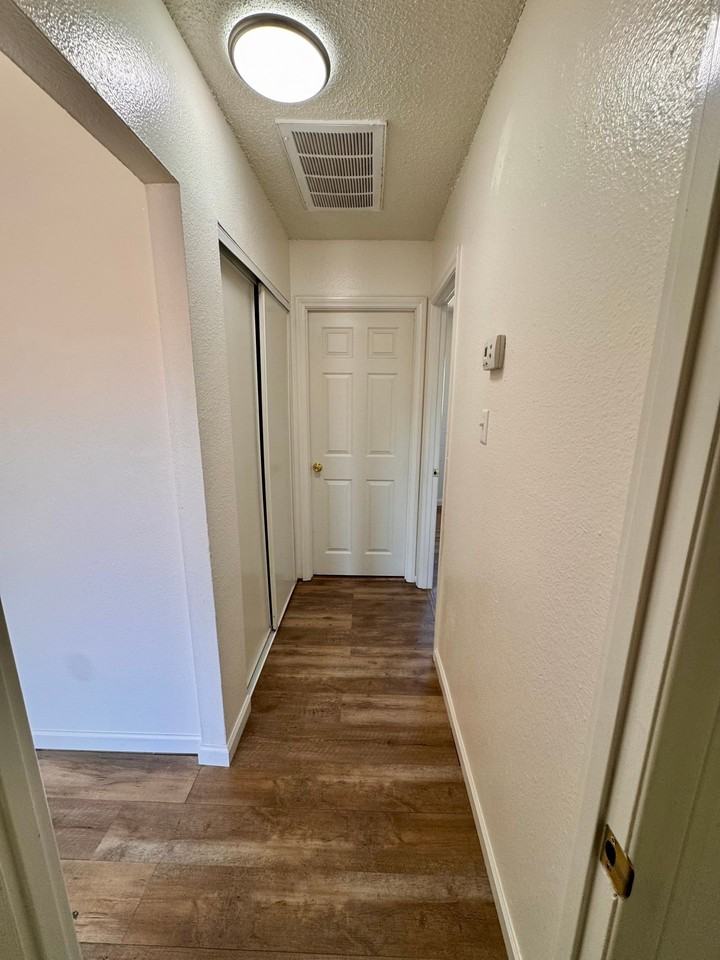 2106 North Daley Street, - Photo 3 of 6