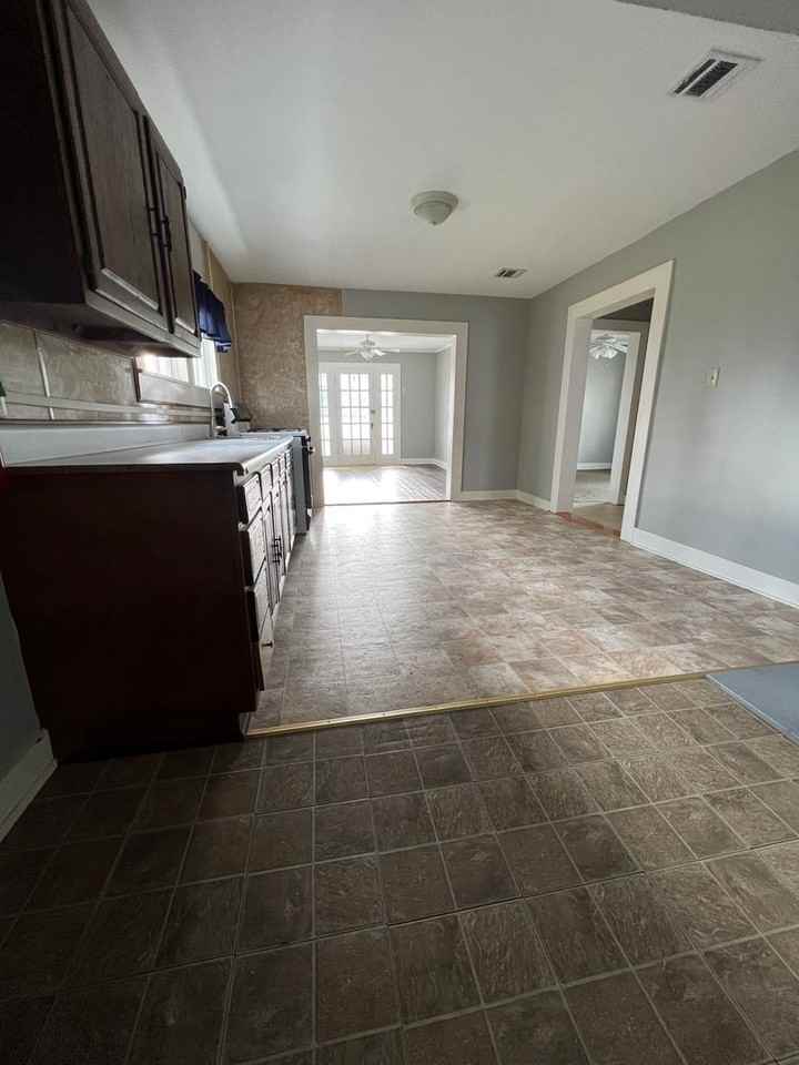 6163 W Main St - Photo 5 of 15