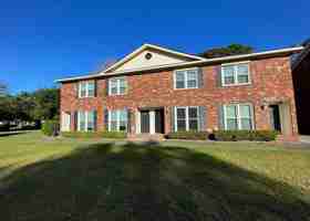 featured image of 1 S Anderson Ave #B