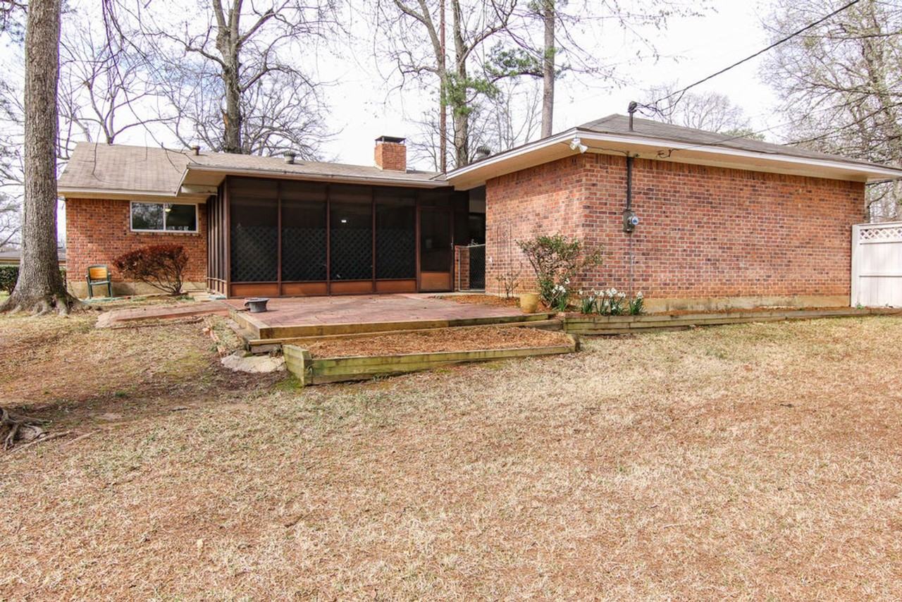 3222 Main St - Photo 4 of 26