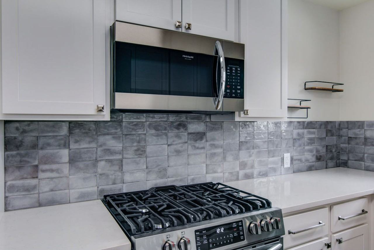 3222 Main St - Photo 7 of 26