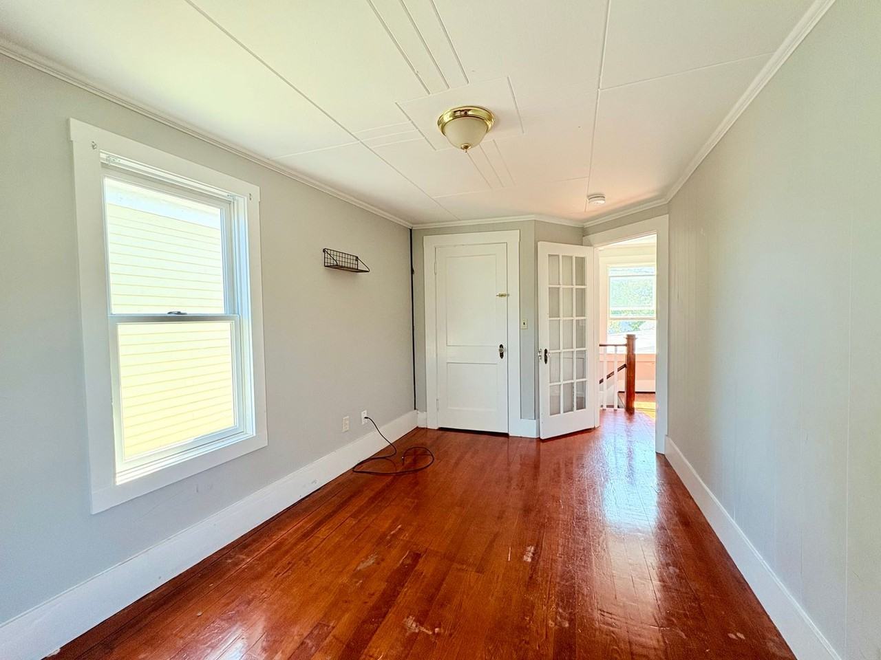 46 Friend Street - Photo 6 of 8