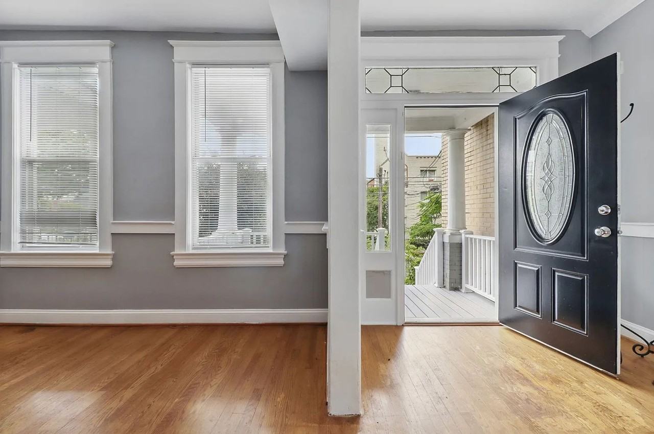 809 Jefferson Street Northwest - Photo 7 of 31