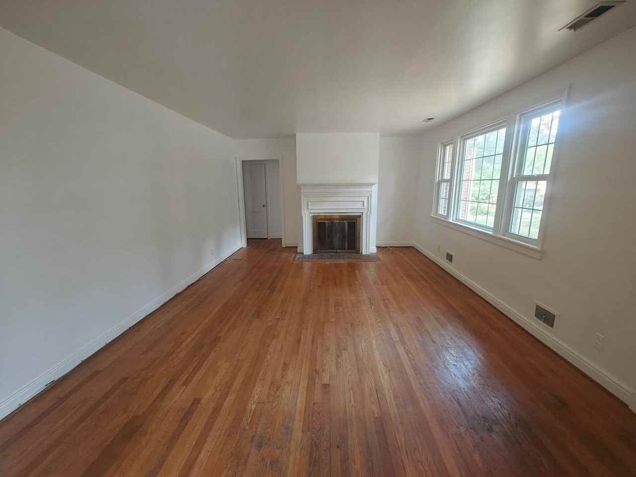 3308 Blithewood Dr - Photo 6 of 18