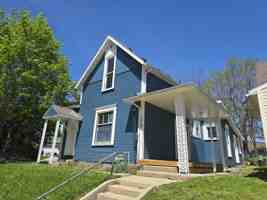 featured image of 1210 W Powers St