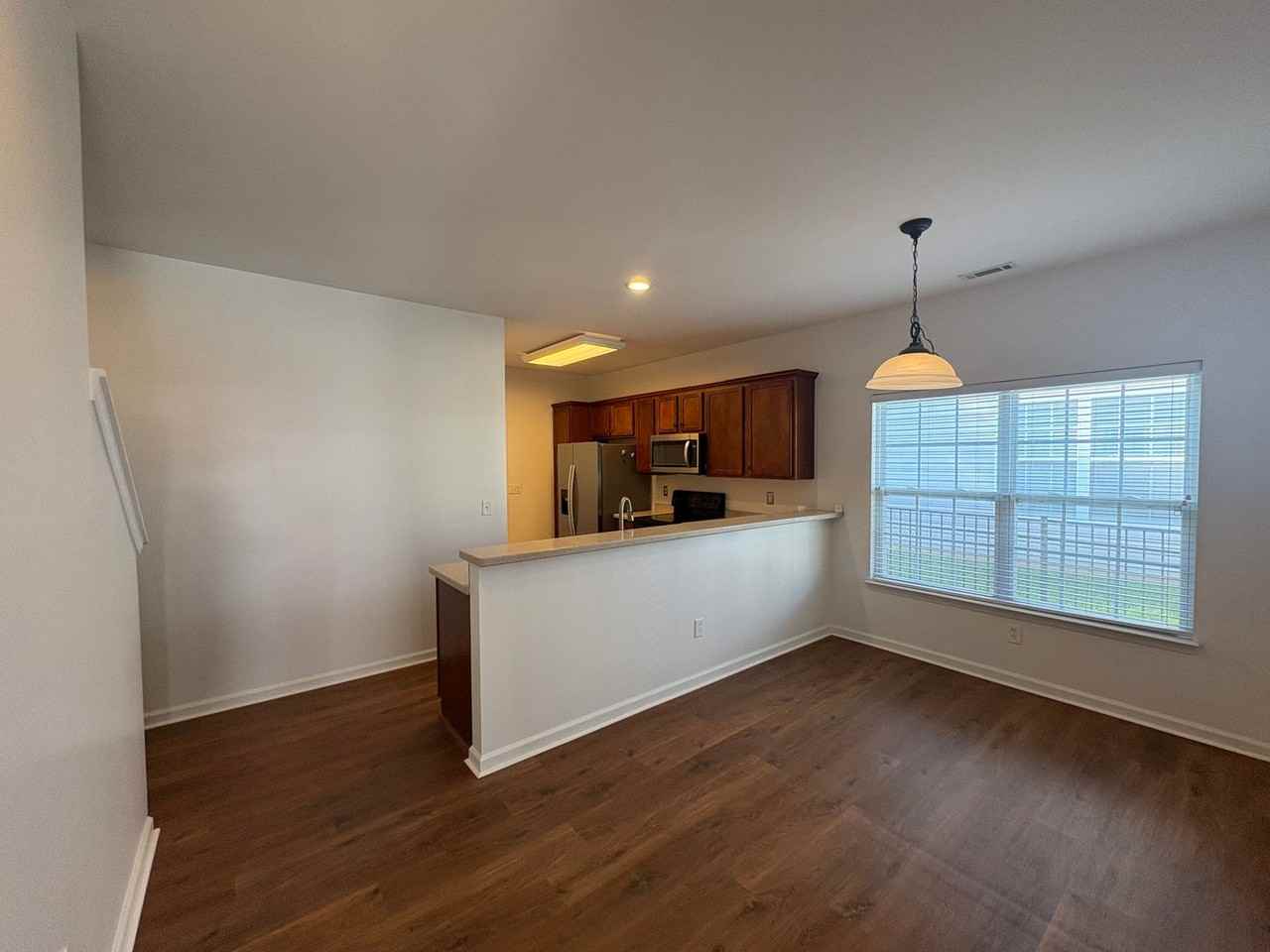 130 Pin Oak Ct - Photo 4 of 23