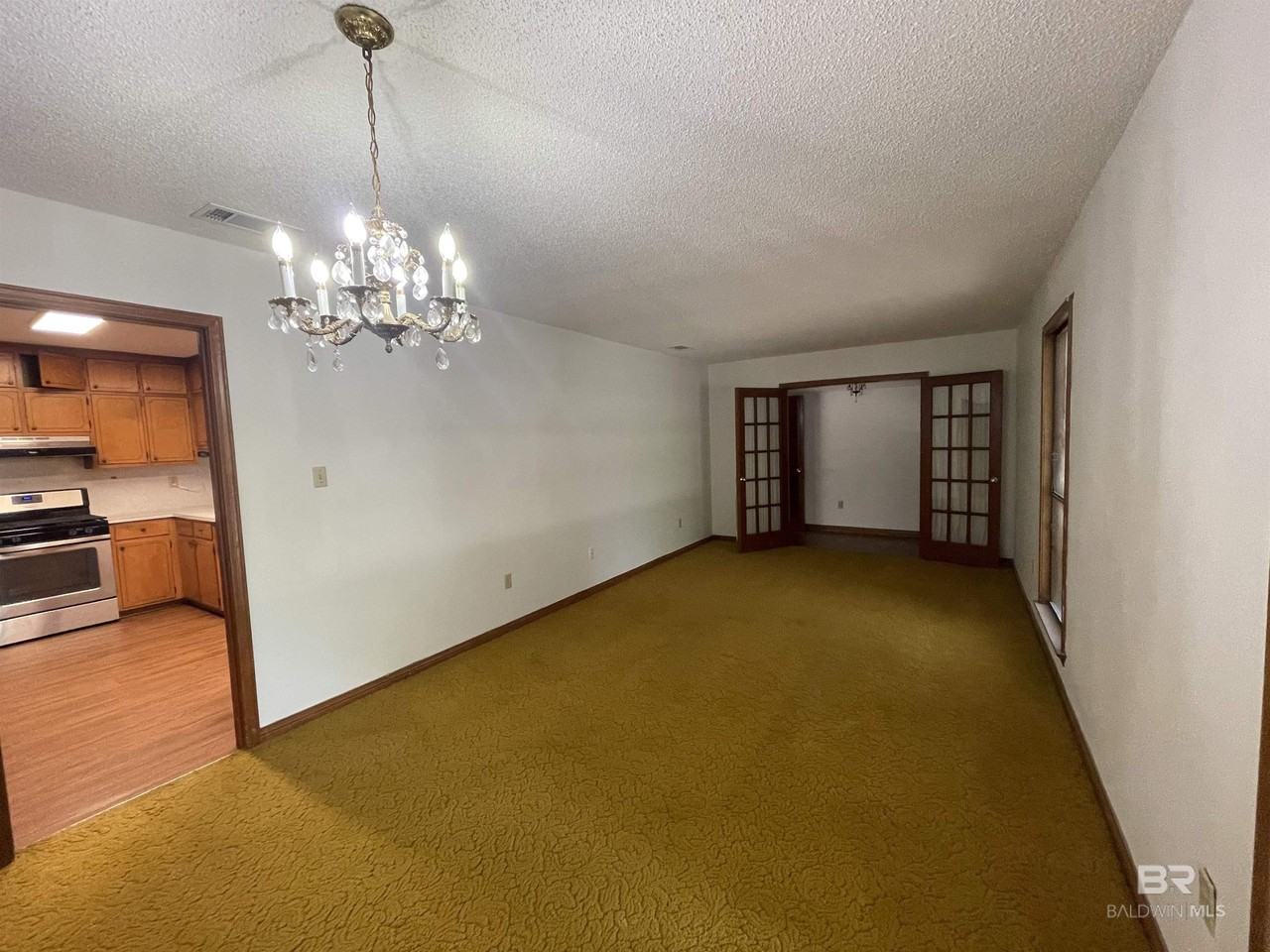 31520 Stagecoach Rd - Photo 3 of 15