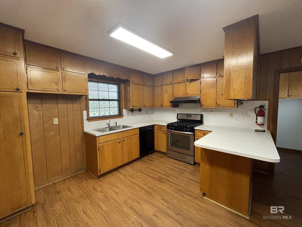 31520 Stagecoach Rd - Photo 5 of 15