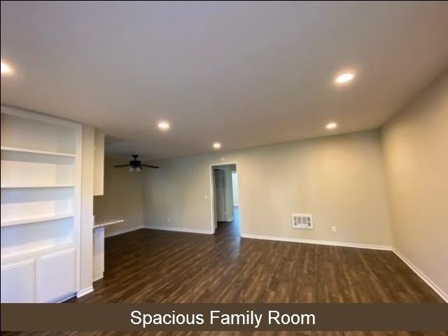 Vale Creek Villas - Photo 3 of 27