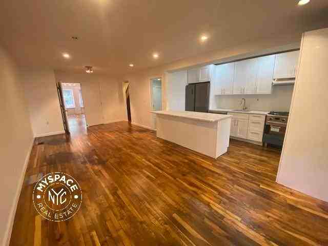 595 Eastern Pkwy #1 - Photo 3 of 6