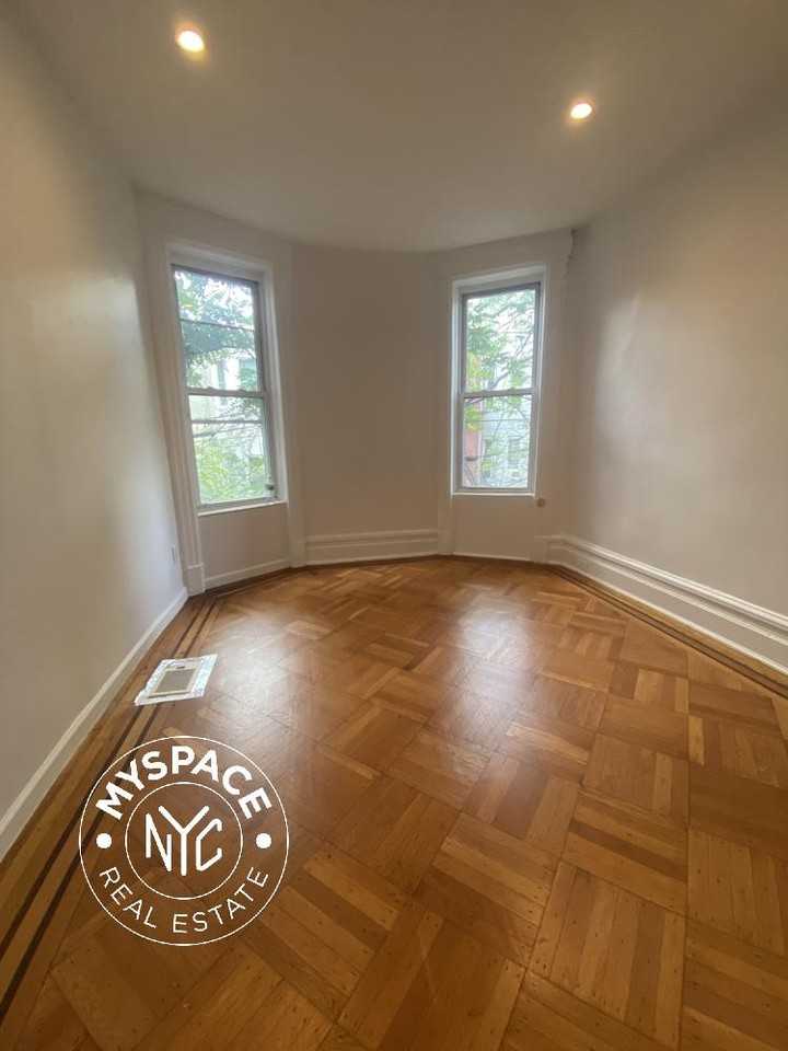 595 Eastern Pkwy #1 - Photo 4 of 6