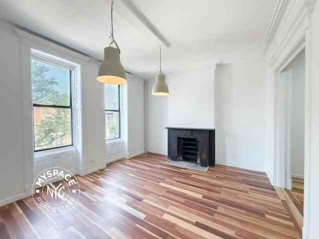 352 Myrtle Ave #2 - Photo 6 of 8