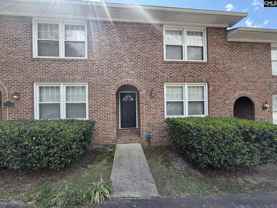 2546 Lee St - Photo 1 of 1
