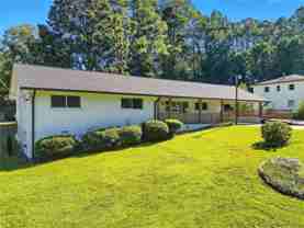 107 Douglas Dr Se - Photo 1 of 1