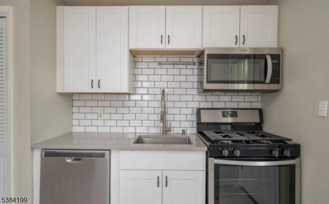 83 Chestnut St - Photo 1 of 1