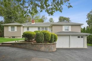34 Lewis Dr - Photo 1 of 1