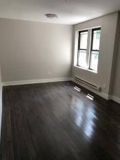 1124 Rivington St - Photo 2 of 3