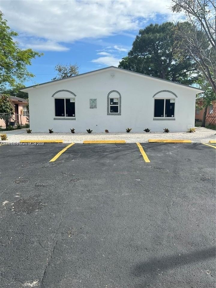 840 Southwest 6th Court #C