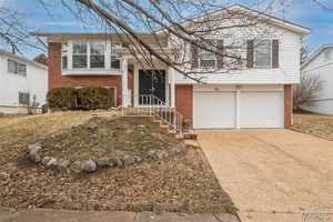 featured image of 335 Parma Dr