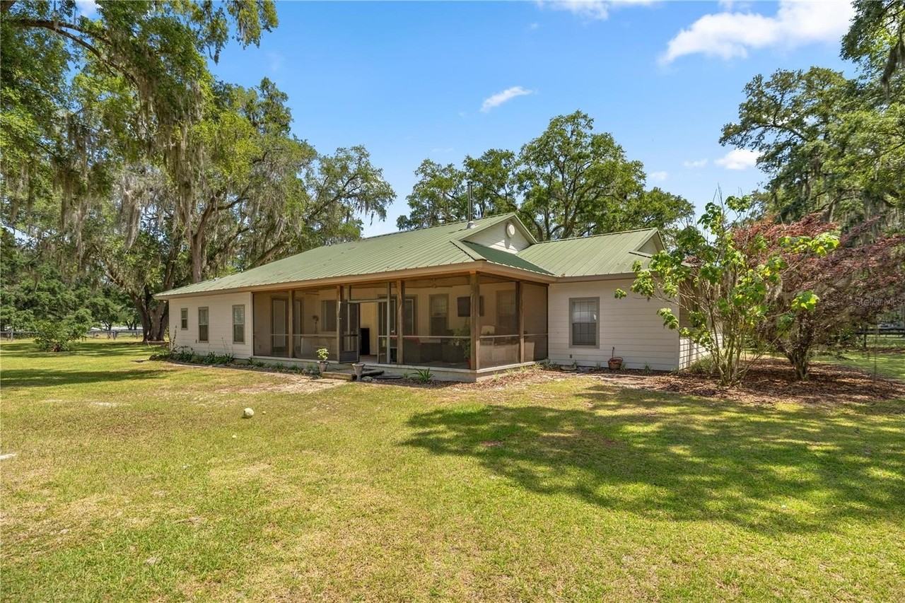 4750 Se 216th Ave - Photo 4 of 16