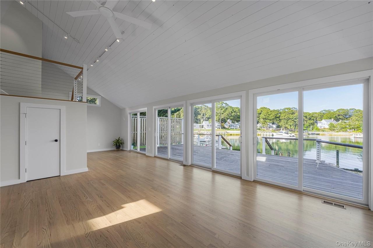 2435 Cedar Lane - Photo 5 of 48