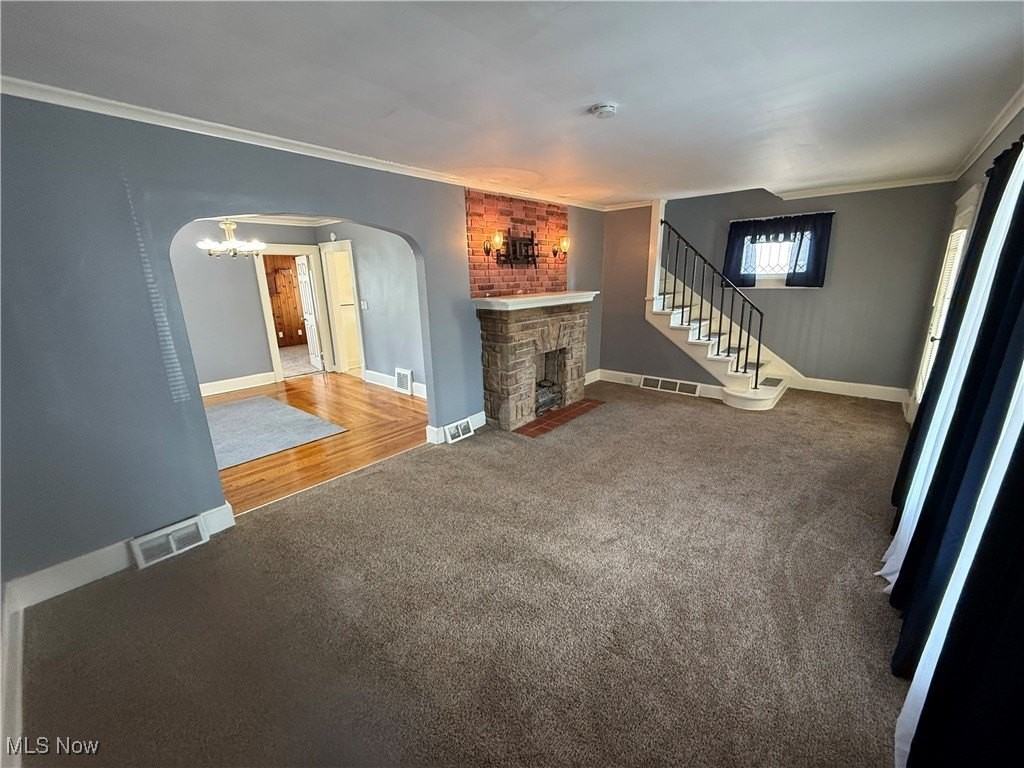 318 Camp St - Photo 6 of 20