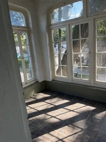 7817 Maple St - Photo 4 of 19