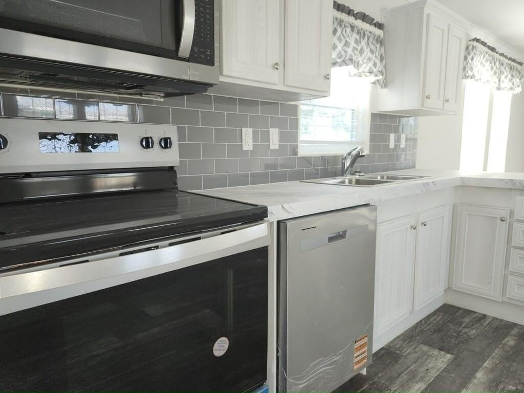 43 Lake Griffin Dr #22 - Photo 5 of 20