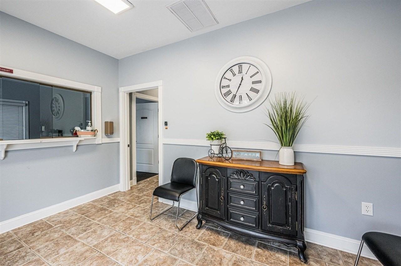 1830 Destiny Ln - Photo 4 of 13