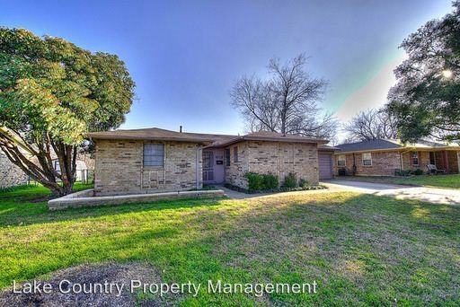 409 SW Gregory St - Photo 2 of 15