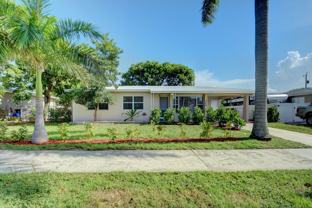 1749 15th Ave N - Photo 1 of 1
