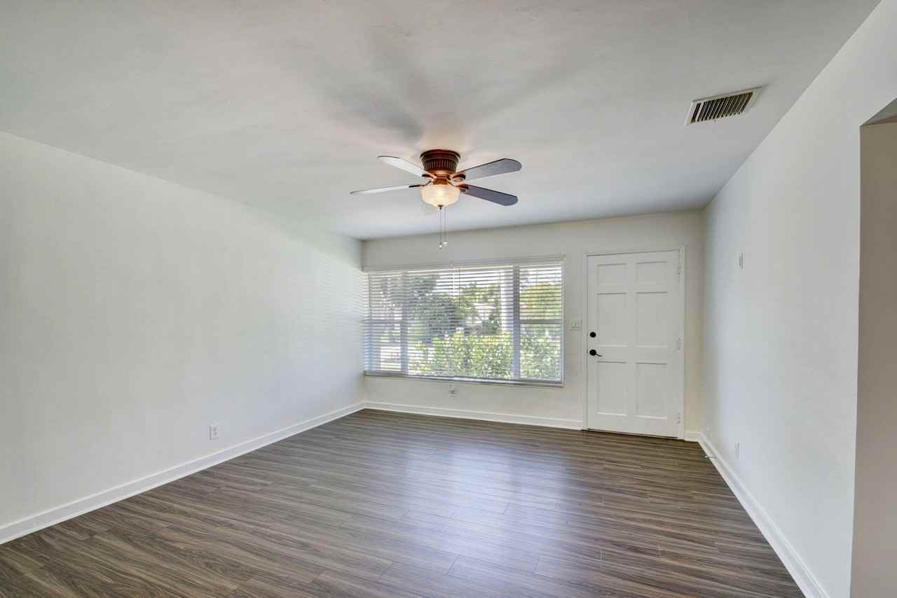 1749 15th Avenue North - Photo 7 of 40