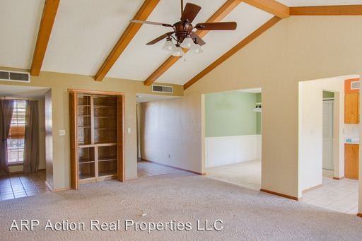 11252 Signal Ridge Dr - Photo 3 of 18