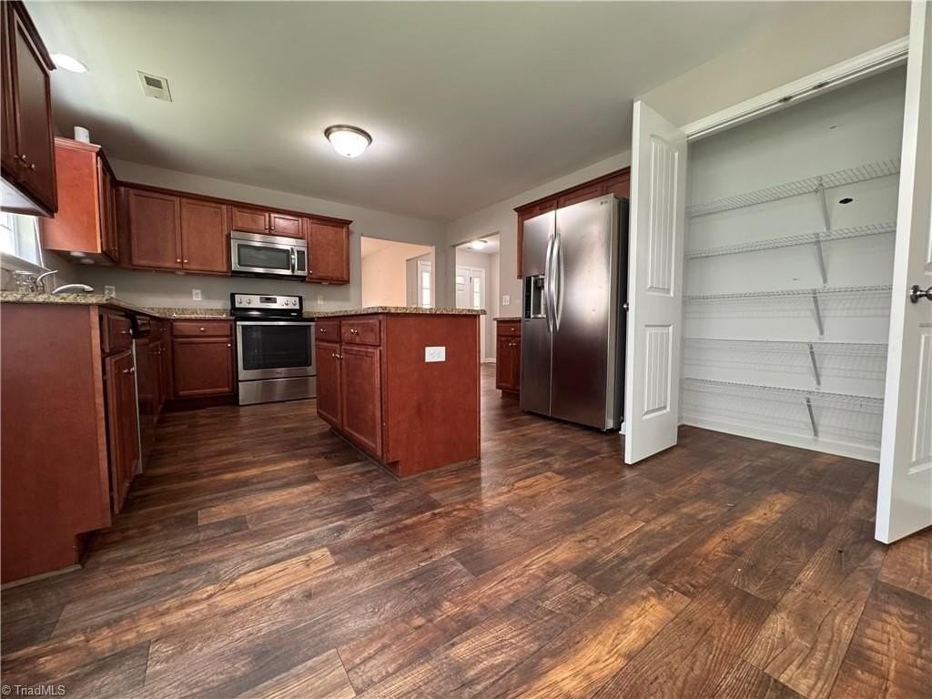 3686 Mcginty Drive - Photo 3 of 47