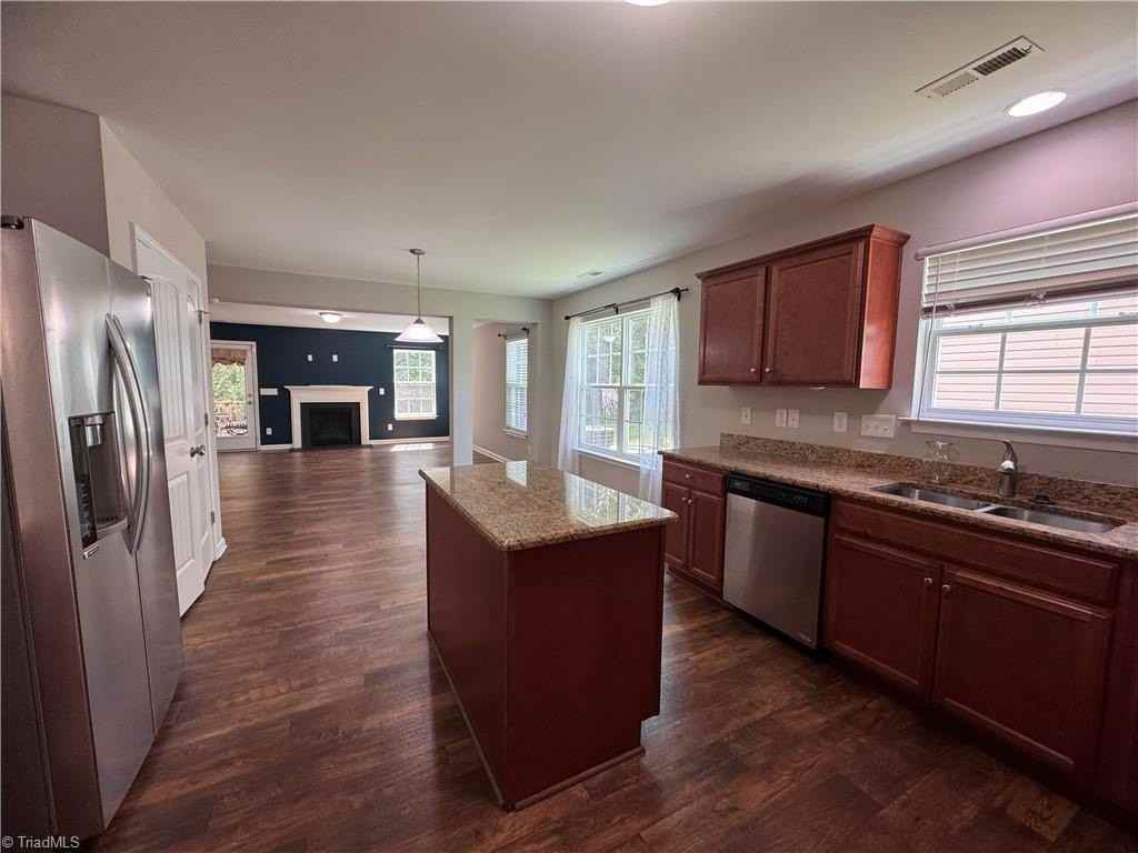 3686 Mcginty Drive - Photo 6 of 47