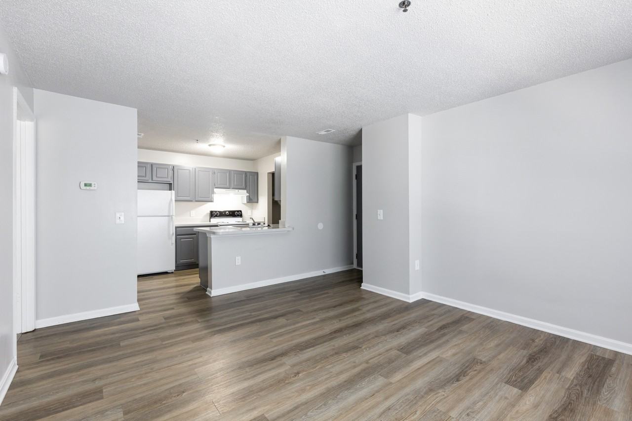 Quarter Mill - Photo 4 of 40