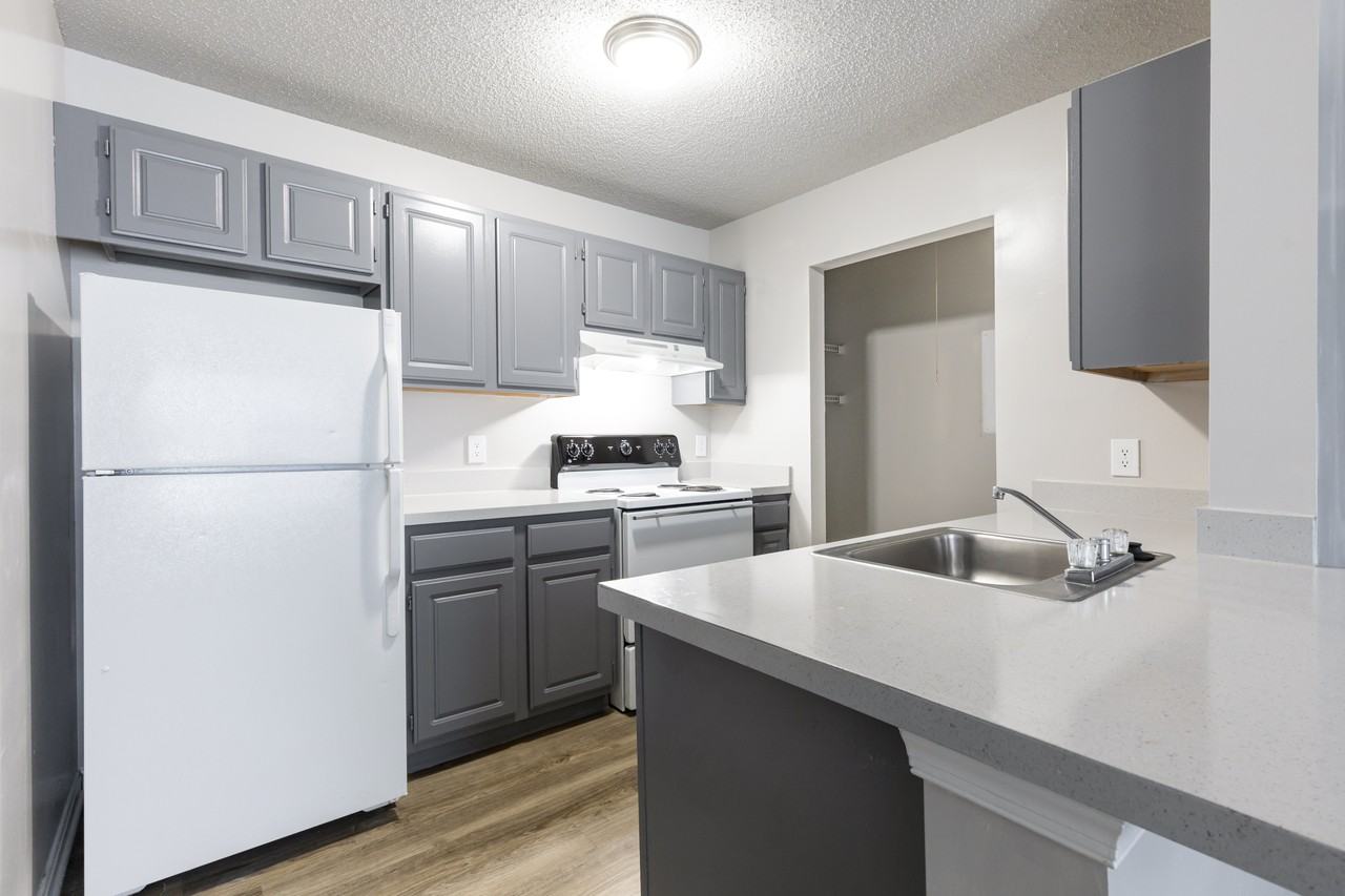 Quarter Mill - Photo 2 of 40