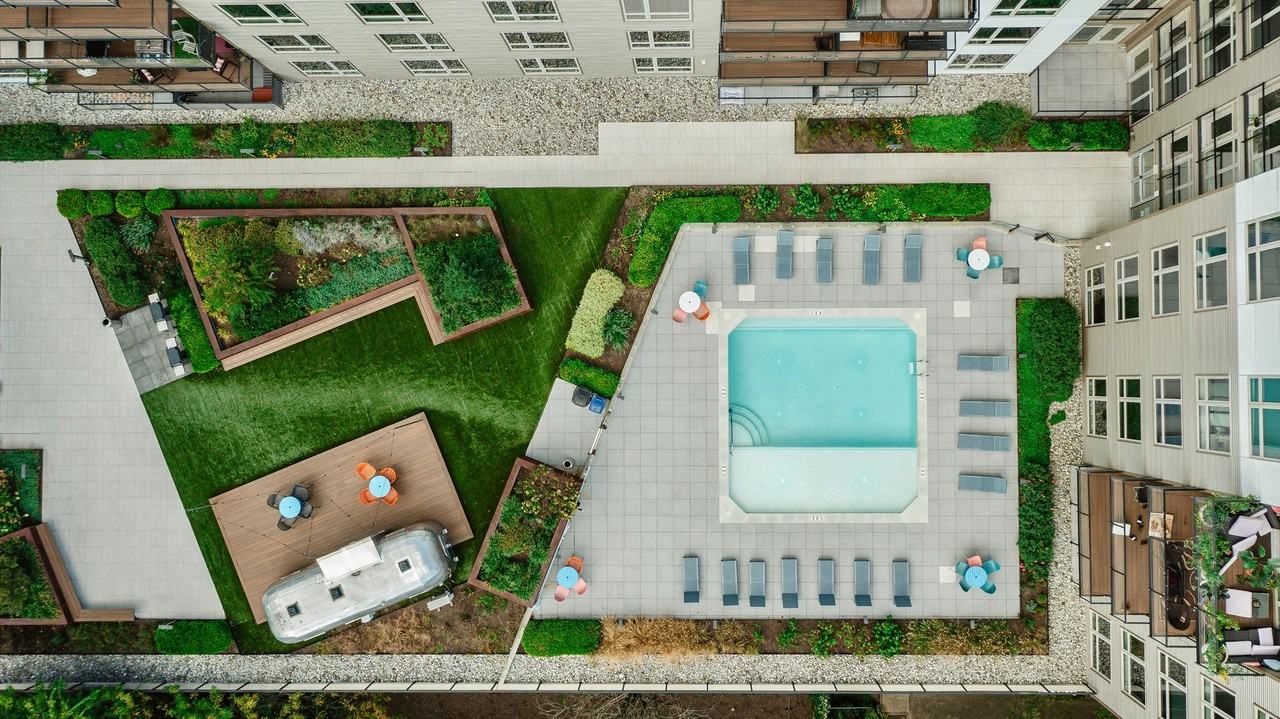 Main2525 - Photo 3 of 24