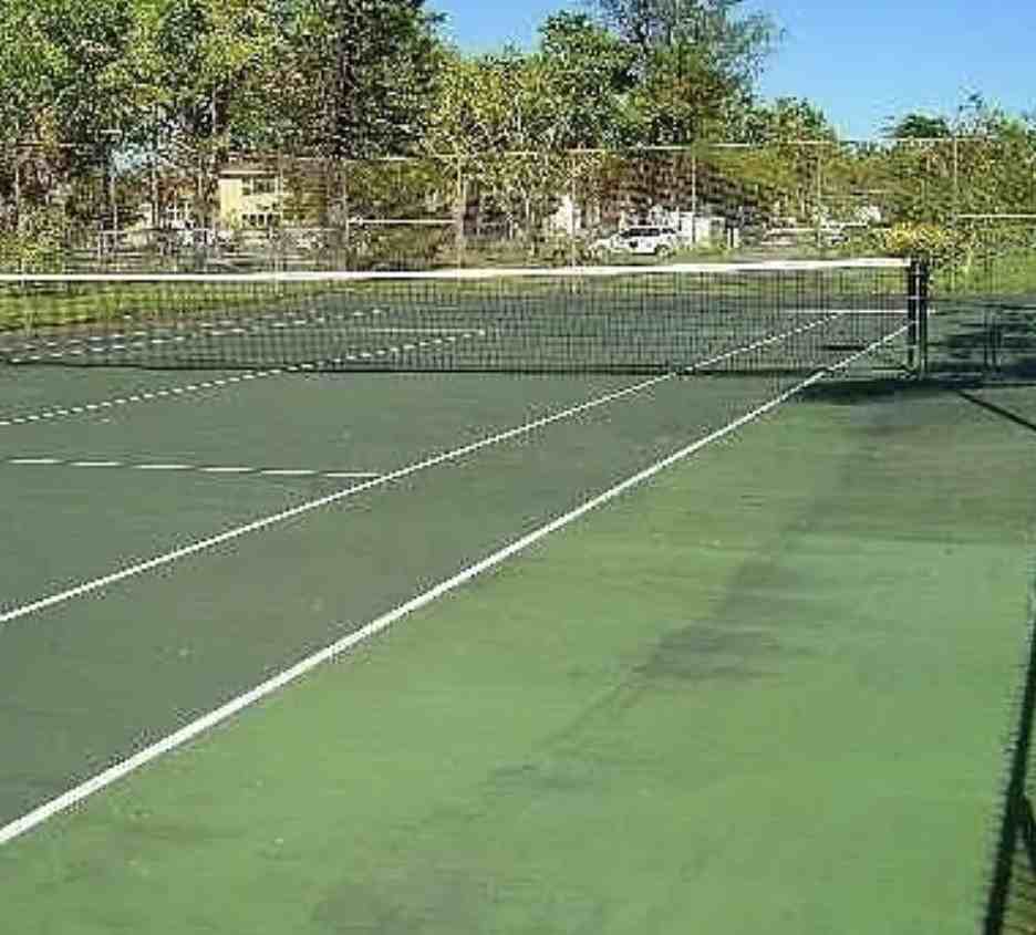 12035 Northeast 2nd Avenue - Photo 6 of 13