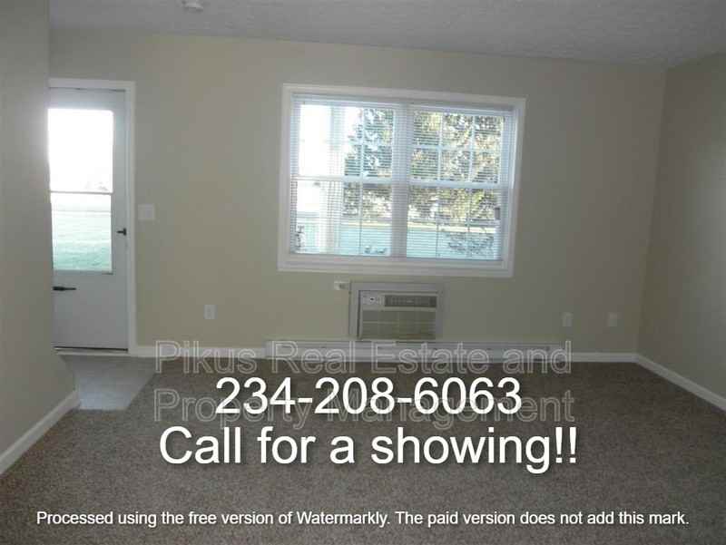 1040 Smith Kramer Street Northeast - Photo 3 of 11