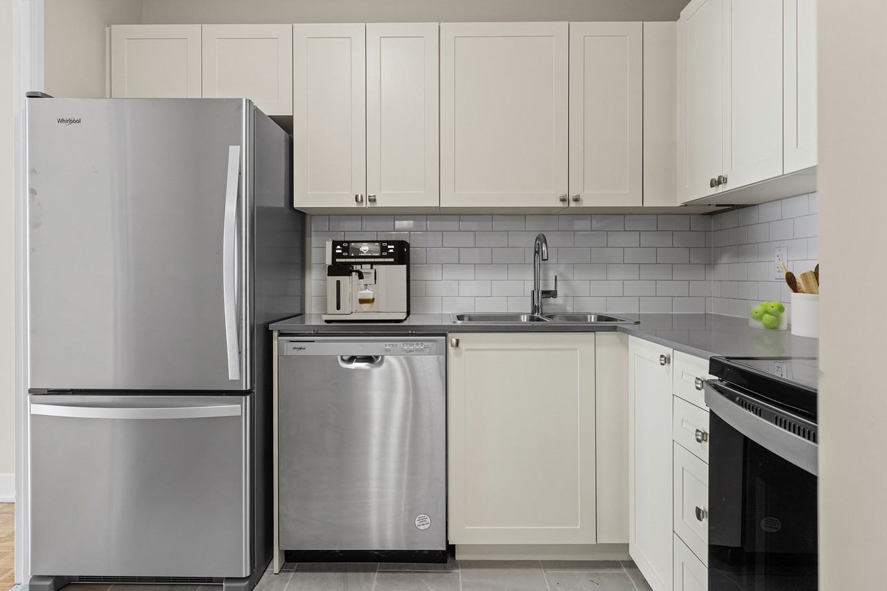 Driveway Place - Photo 2 of 10