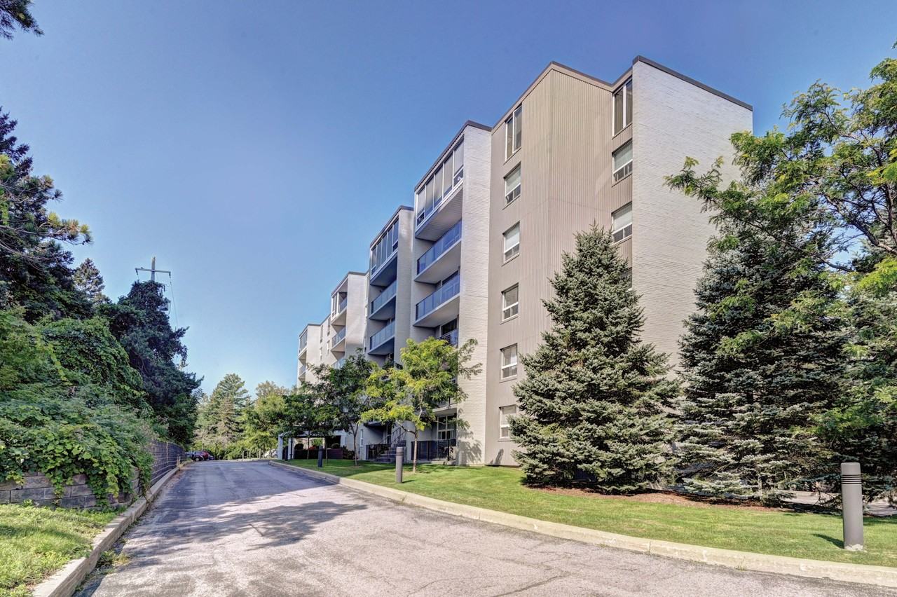 Somerset Place Apartments - Photo 2 of 30